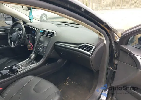 2014 Ford Fusion Energi Titanium from USA, damaged, VIN 3FA6P0SU8ER396231